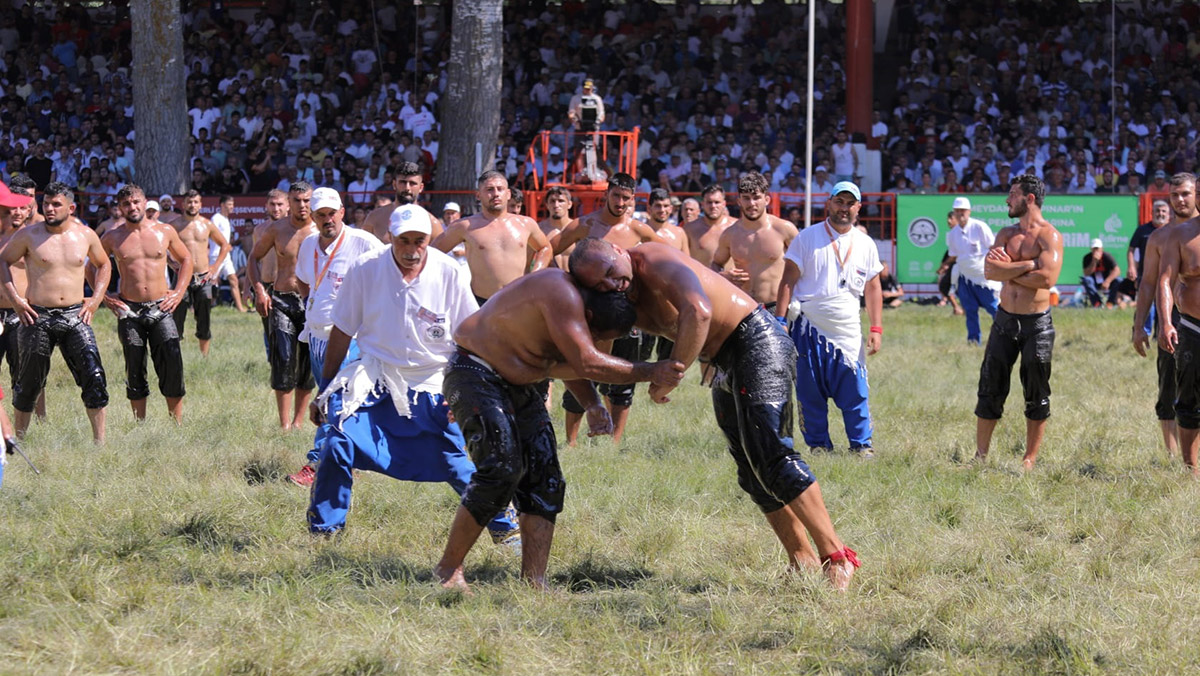 Kırkpınar'da başpehlivanlık ödülü 1 milyon TL