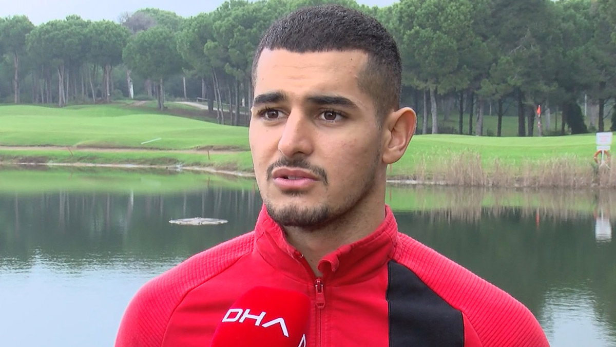 Levent Mercan: Pirlo'dan çok şey öğreniyorum