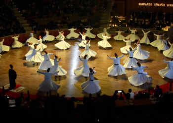 Mevlana'yı anma törenlerine yoğun ilgi
