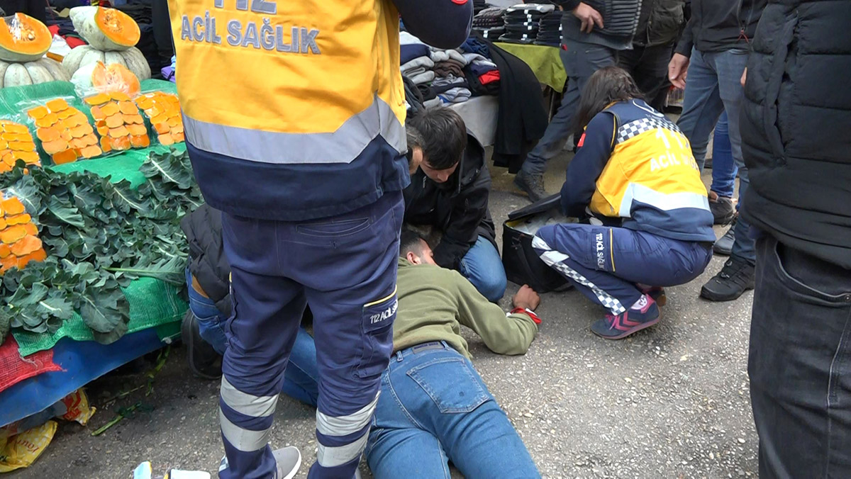 'Meyve kasası' kavgasında pazarcıyı bıçakladı