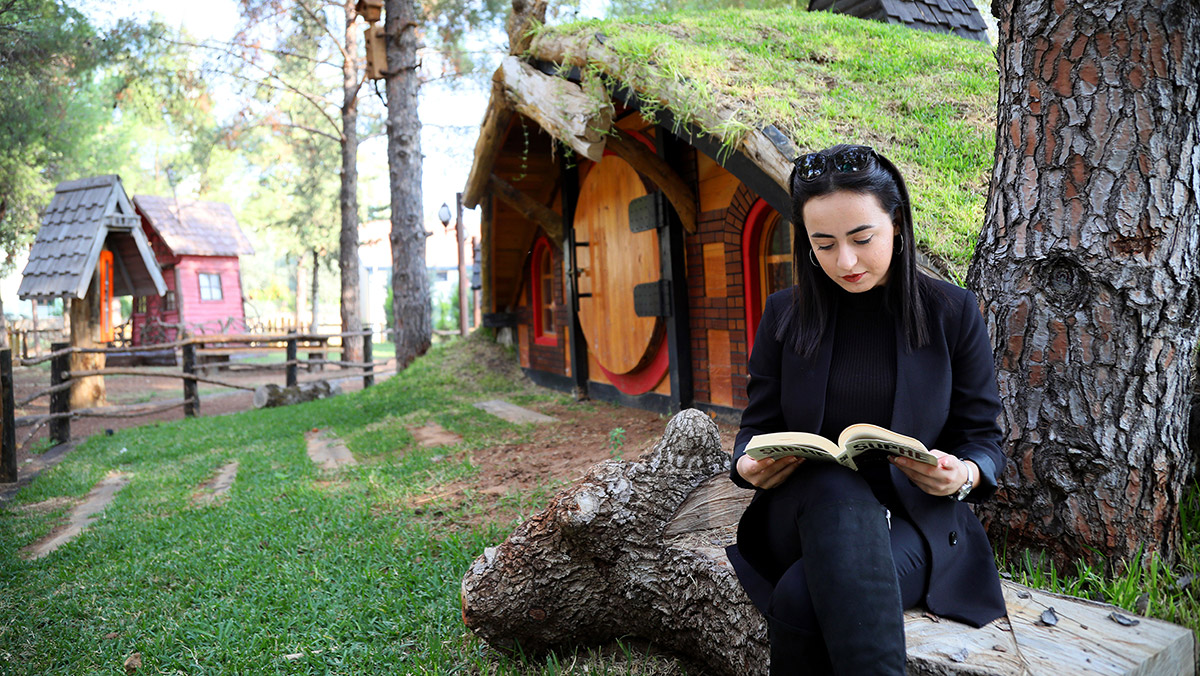 'Orman Kütüphanesi' kitap tutkunlarını ağırlıyor