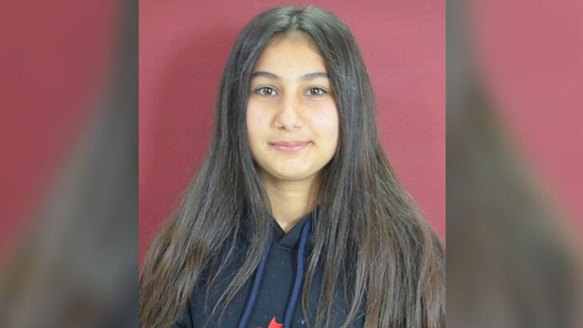 Otomobil çarpan liseli Sıla, öldü