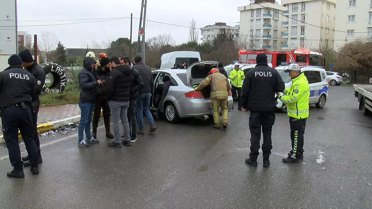 Otomobille polisten kacarken kaza yapti d 2 yarali - yaşam - haberton