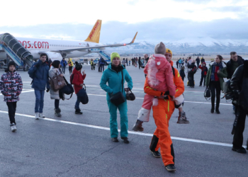 Palandöken'e sezonun ilk turist kafilesi geldi