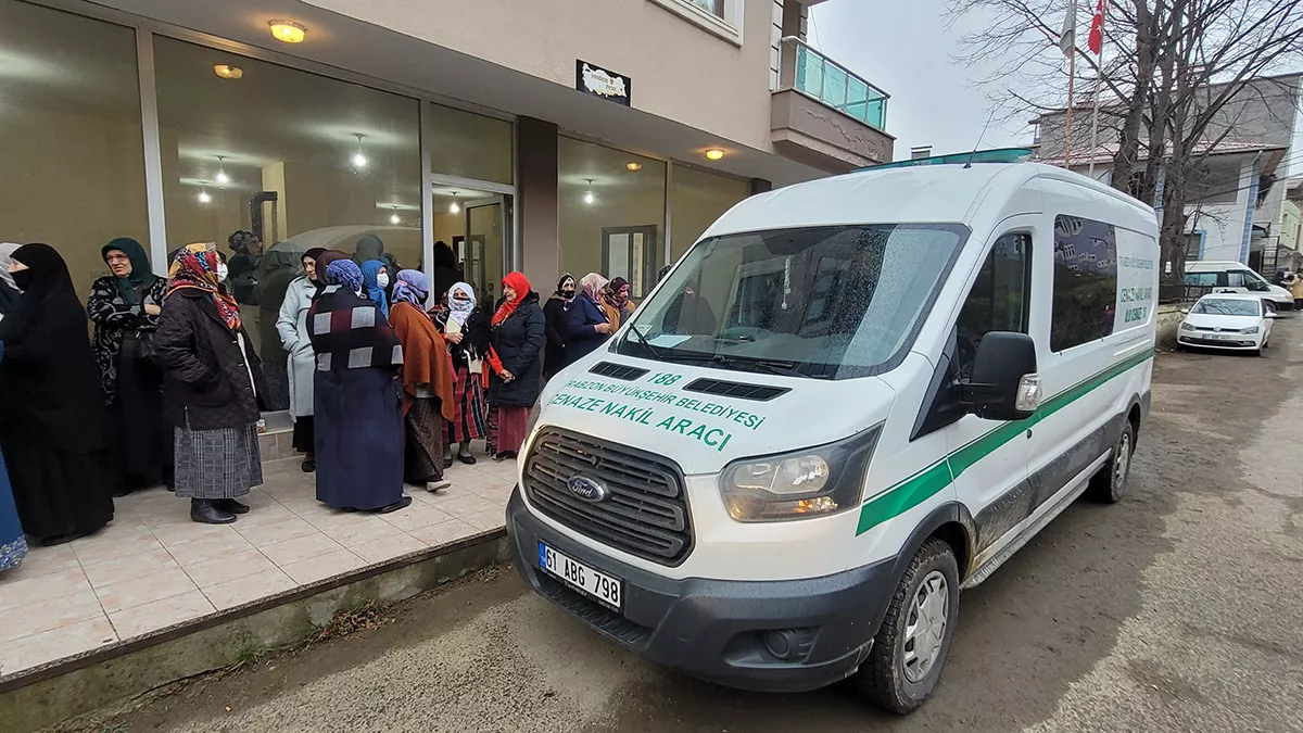 Pariste oldurulen akinin cenazesi trabzondas - yaşam - haberton