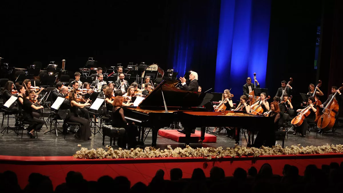 Senfoni orkestrası 20. Kuruluş yıldönümünü kutladı
