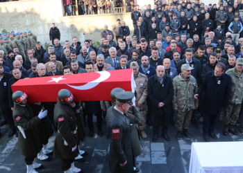 Şehit Nedim Korkmaz, Hakkari'de toprağa verildi