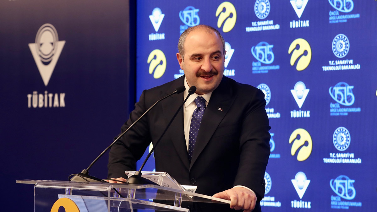 Siyaset mi yapıyorlar, Dallas dizisi mi var