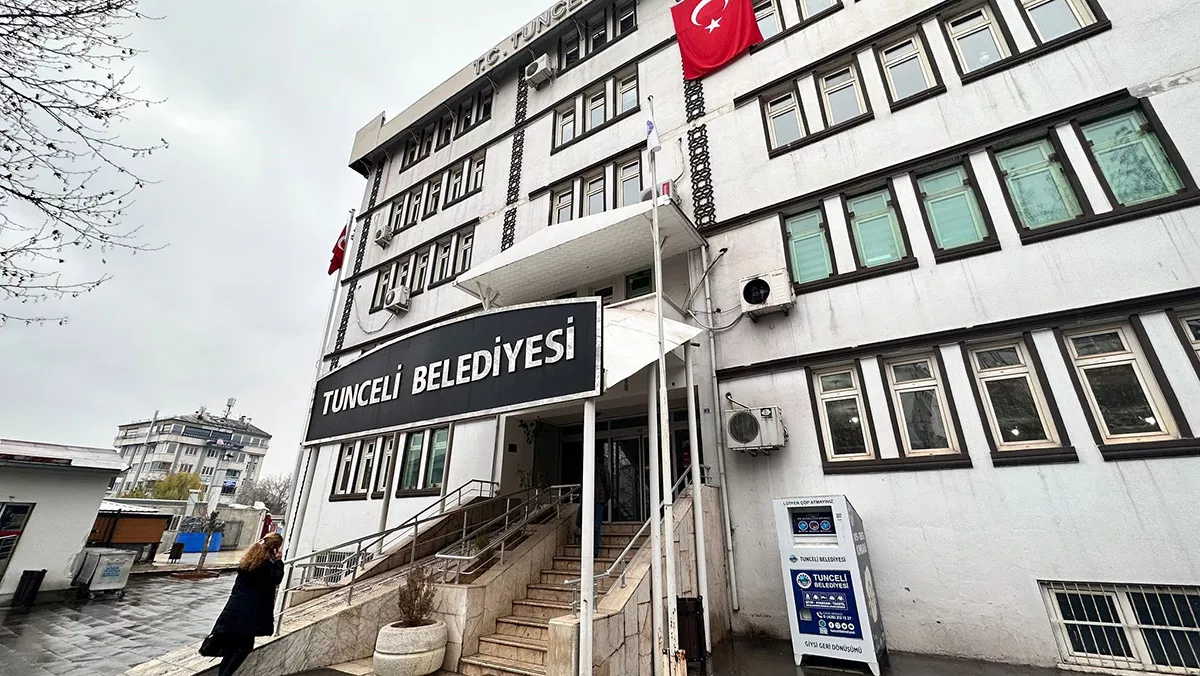 Tunceli belediyesi'nin elektriği borç nedeniyle kesildi