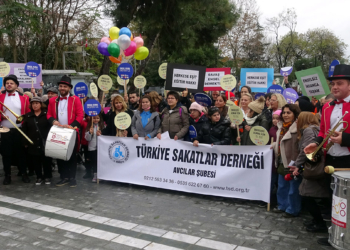 Türkiye Sakatlar Derneği'nden farkındalık yürüyüşü
