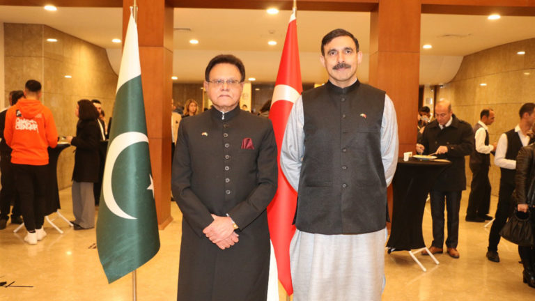 Türkiye ve Pakistan’ın diplomatik ilişkileri kutlandı