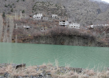 Yusufeli'nde su seviyesi yükseldi, anılar kayboldu
