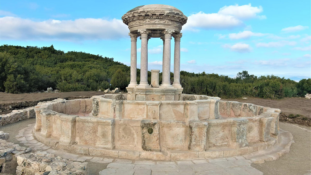 Yuvarlak Planlı Çeşme'nin restorasyonu tamamlandı