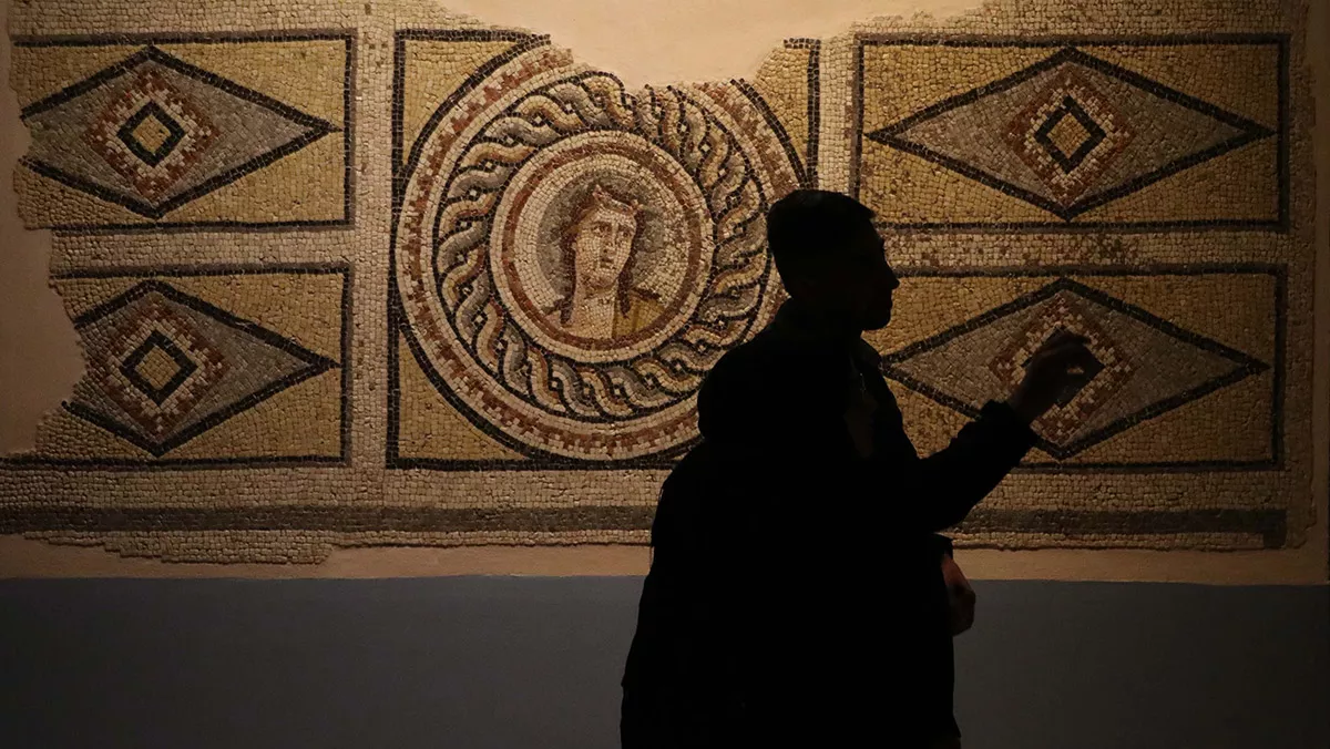 Zeugma mozaik muzesine 11 ayda 424 bin ziyaretciz - yerel haberler - haberton