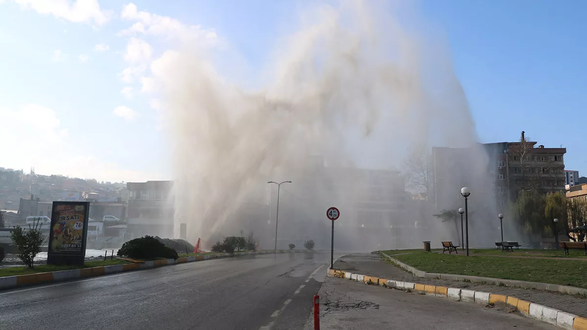 Zonguldak'ta sondaj sırasında ana boru patladı