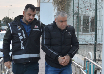 Adana merkezli 6 ilde sahte para basan şebekeye operasyon
