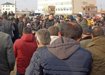 Ahırda tabancayla başından vurulan işçi defnedildi
