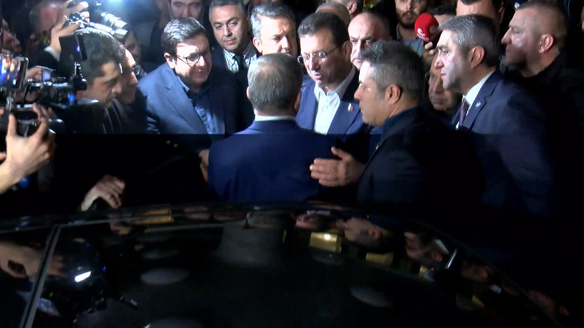 Siyasetin yargı üzerine müdahalesiyle karşı karşıyayız