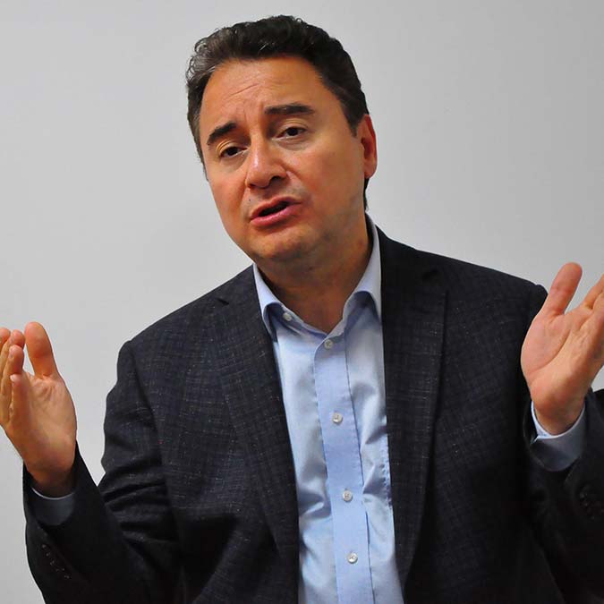 İddialı bir partiyiz ama Önce Türkiye diyoruz