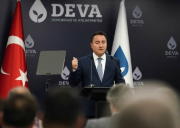 Mithat Sancar'a yapılan hukuksuzluğu reddediyorum