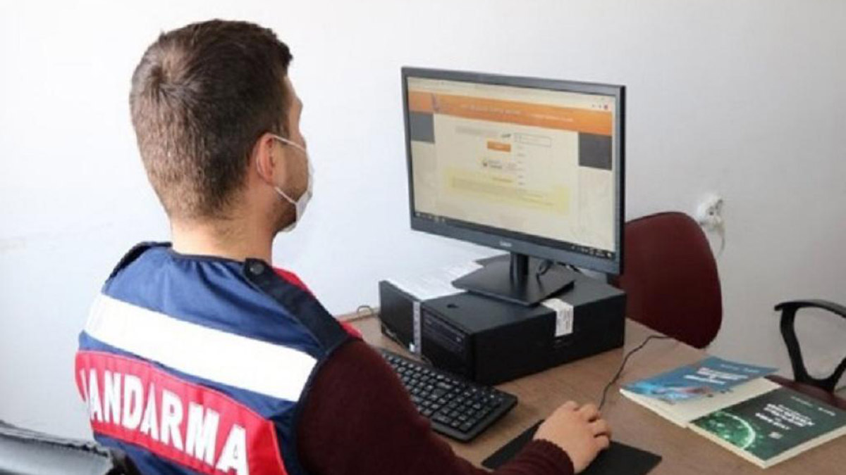 83 müstehcen içerik yayımlanan internet sitesine erişim engeli