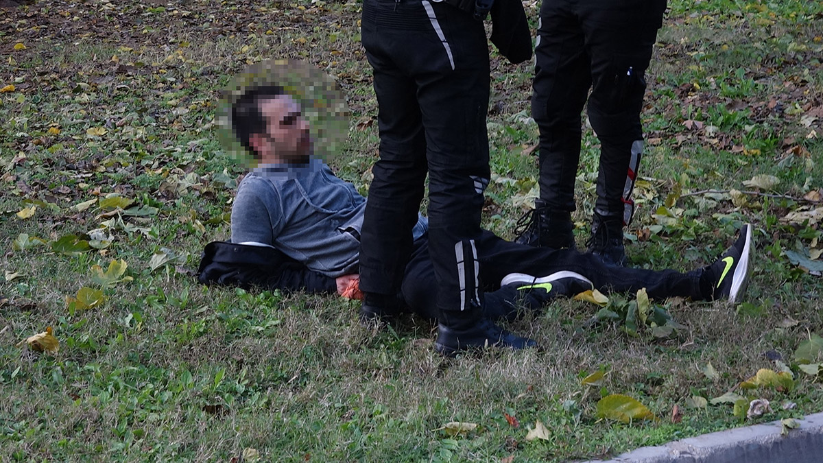 Annesinin boğazına bıçak saplayarak öldürdü 'Hatırlamıyorum' dedi