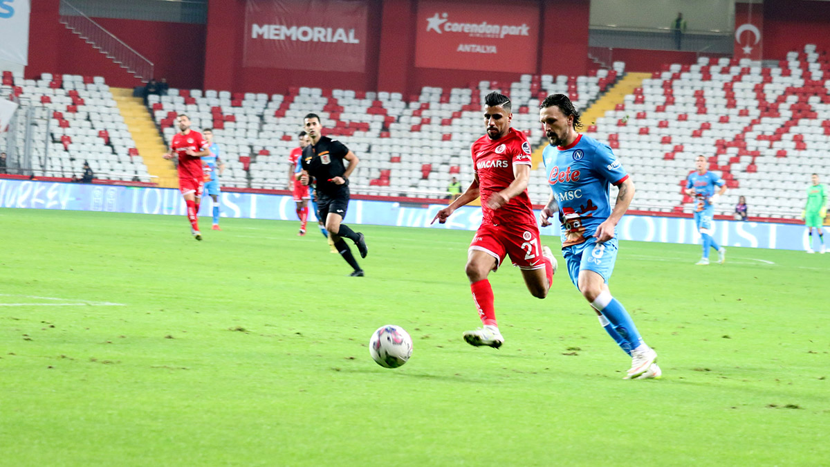 Antalyaspor napoli'ye 3-2 kaybetti