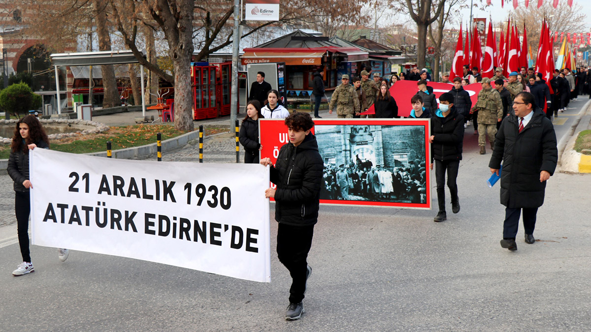 Atatürk'ün edirne'ye gelişinin 92'nci yıl dönümü