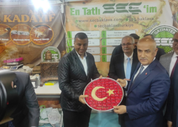 Bakan Kirişçi, Adana Tanıtım Günleri'ne katıldı