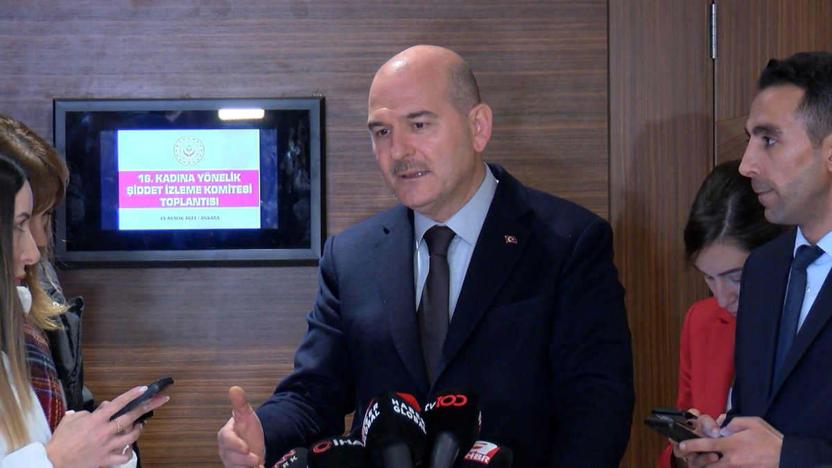 Bizans Oyunları ile beceriksizliklerini örtmeye çalışıyorlar