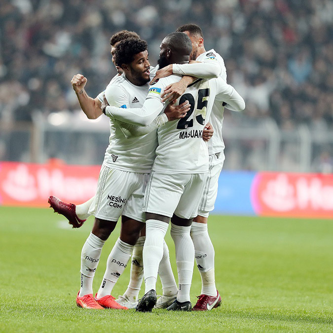 Pele idolümdü, onun yeri başkaydı