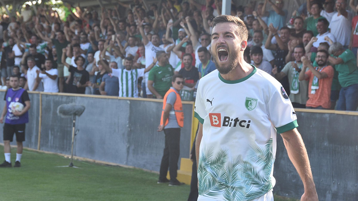 Celal Dumanlı 200'üncü profesyonel maçına çıktı