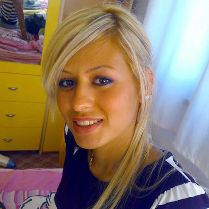 Antalya'da manken Burcu Çağlayan'ın (22) 12 yıl önce balkondan düşerek ölümüyle ilgili yargılanan sanık İbrahim Tokgöz hakkında verilen beraat kararı, istinaf mahkemesince bozuldu.