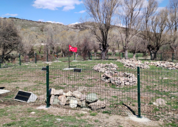 Kocatepe'de 304 şehit mezarı bulundu