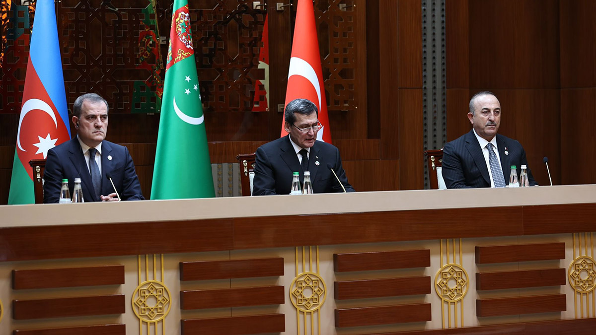 Avaza'da ortak basın toplantısı