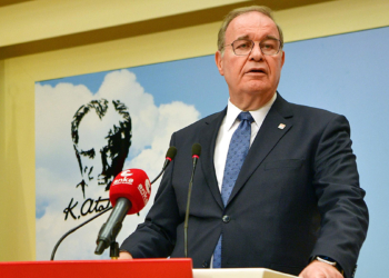 Milletimiz kimlerin boynunu büktüğünüzü iyi biliyor