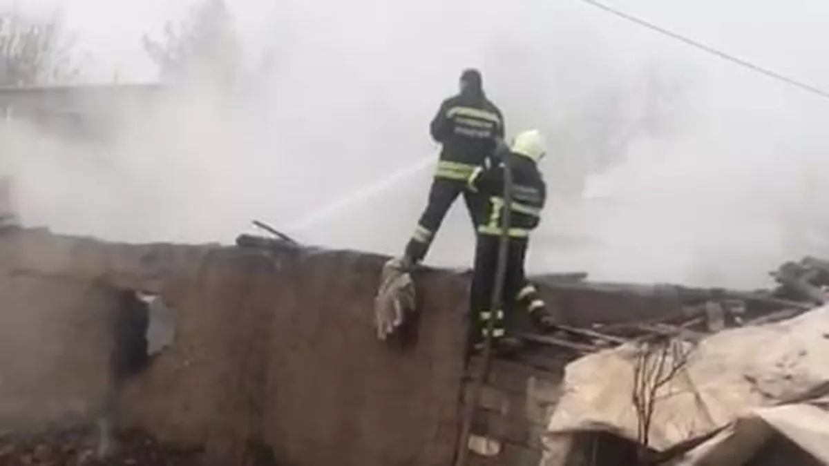 Diyarbakır'da ahırda yangın
