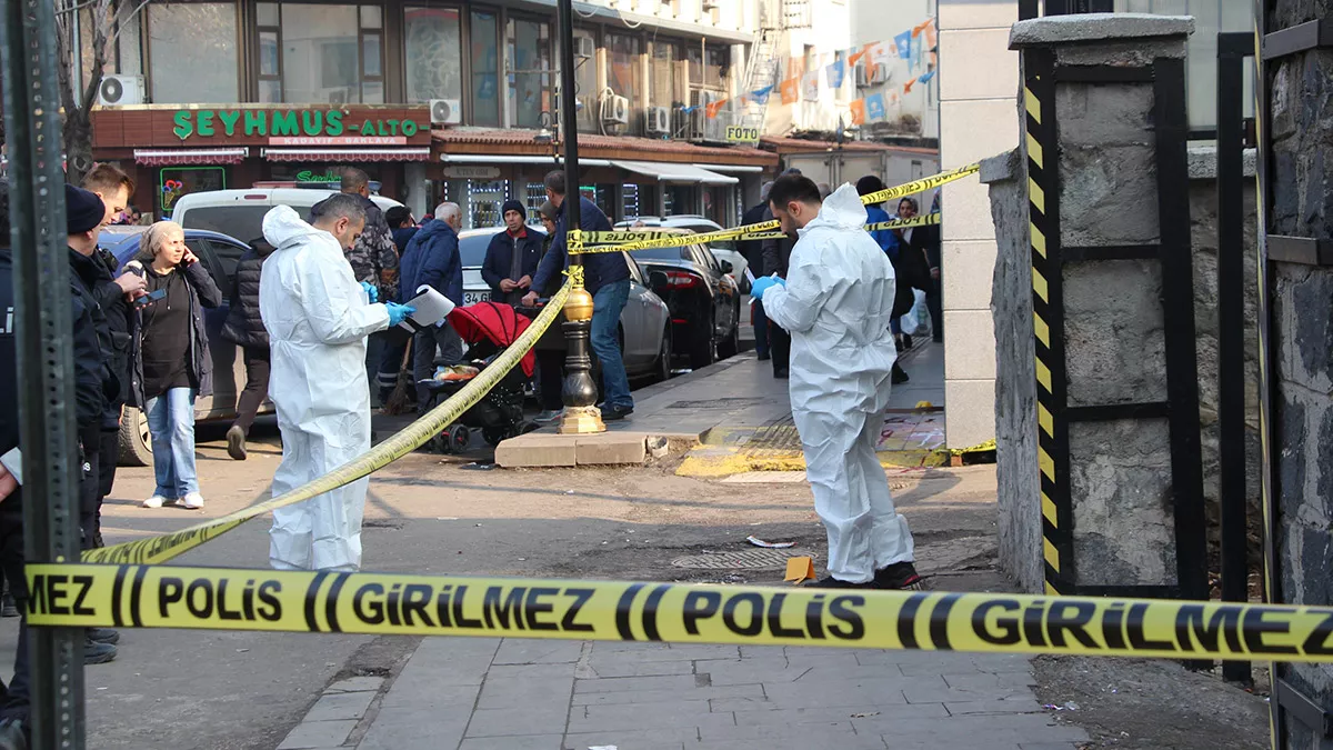 Diyarbakır'da bıçaklı kavga; 1 ölü