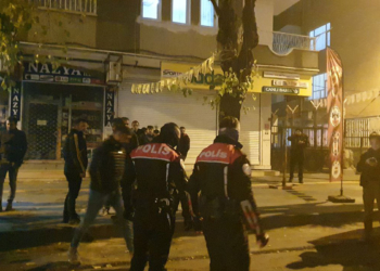 Diyarbakır'da kapalı işyerine kurşun yağdı