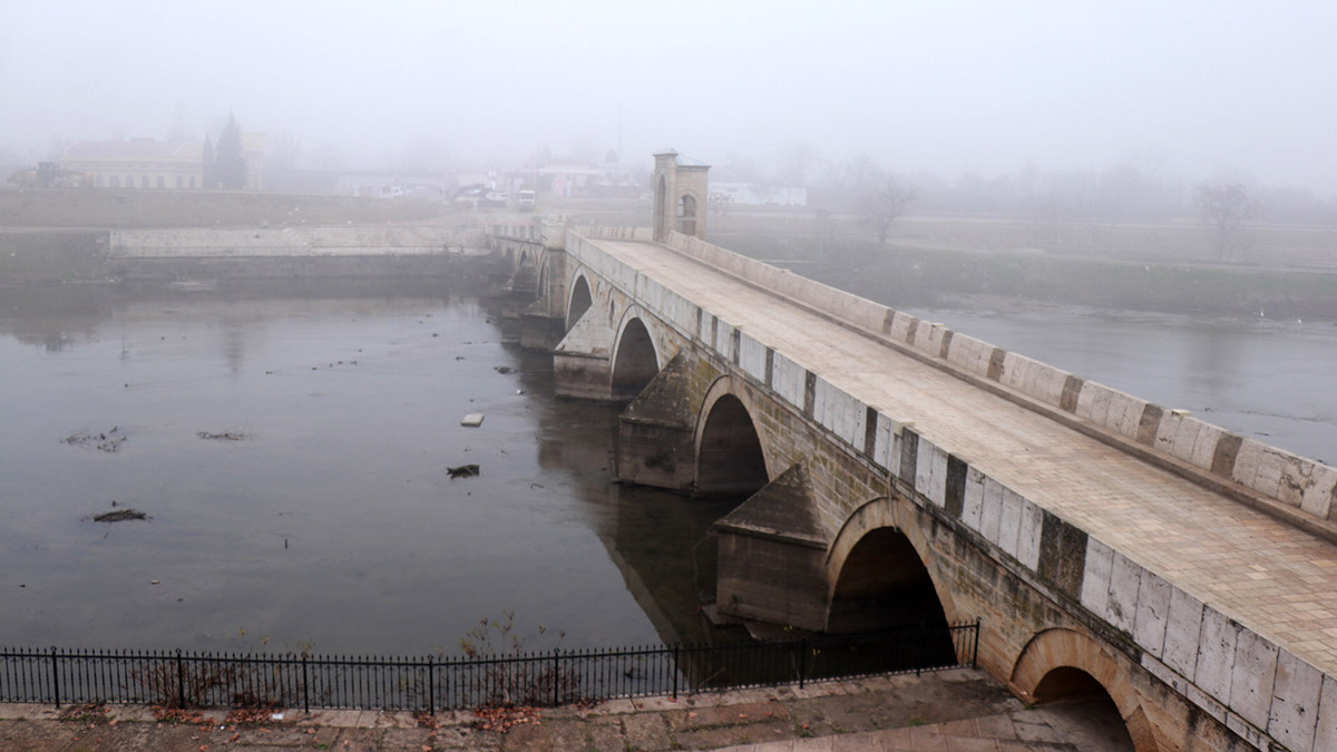 Tunca Köprüsü araç ve yaya trafiğine kapatıldı