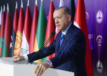 FETÖ ele başının malikanesinin kapısını çalan olmadı