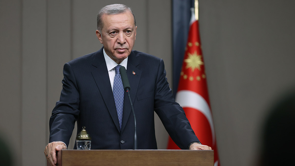 Erdoğan'dan EYT açıklaması; 2023'te masamızdan bunu kaldıracağız