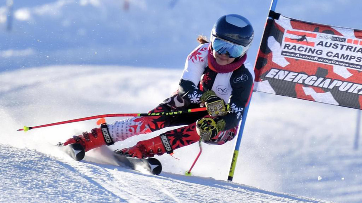 Yağmur Tuna kayakta Türkiye'yi temsil edecek
