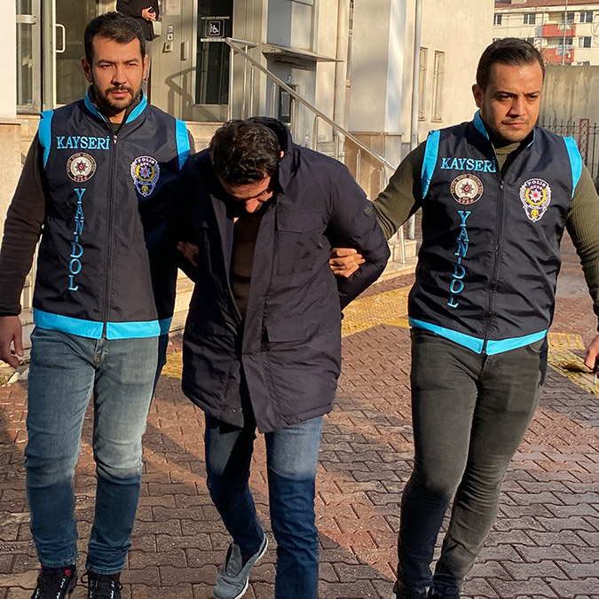 Ev satma vaadiyle 3 kişiyi dolandırdı