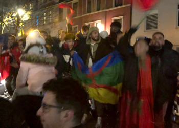 Köln'de Faslı taraftarlar tur sevinci yaşadı