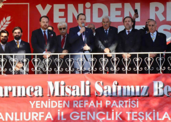 Tırnaklarımızla sökerek ilerlemeye devam ediyoruz