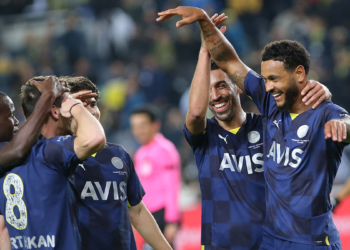 Fenerbahçe hazırlık maçında galip geldi