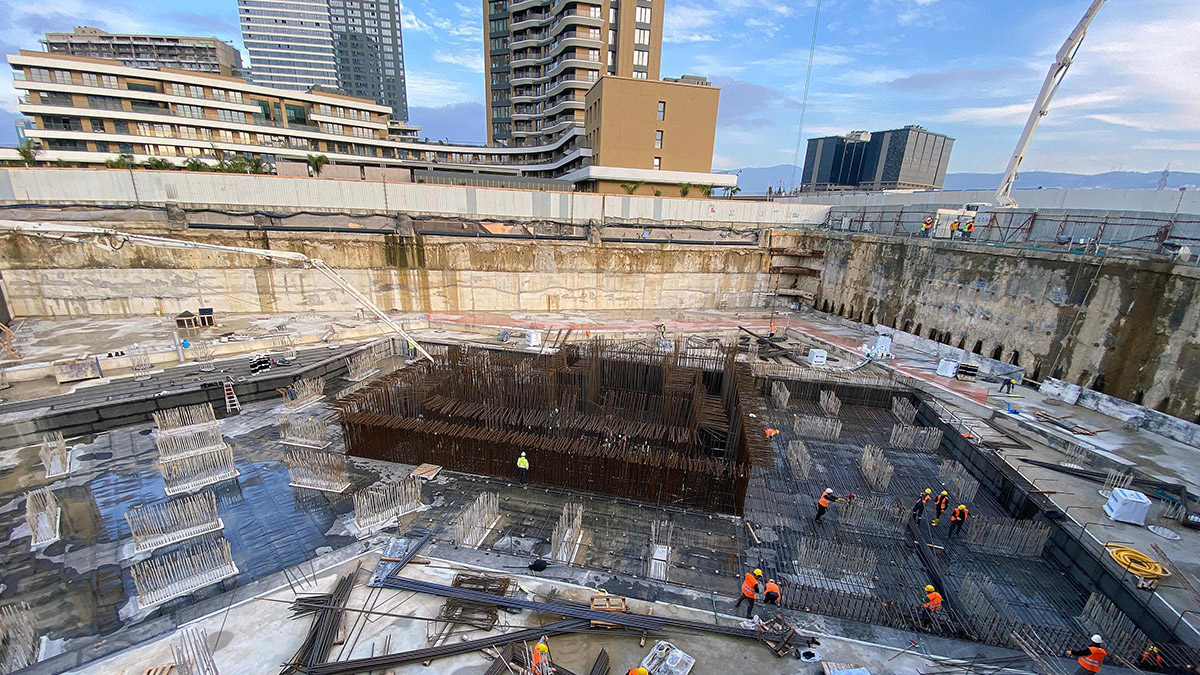 Folkart'ın İzmir'in yeni kent merkezindeki projesi; Türkiye'de lüksün, kalitenin, estetiğin yeni simgesi olacak Nova'da satış süreci başladı.