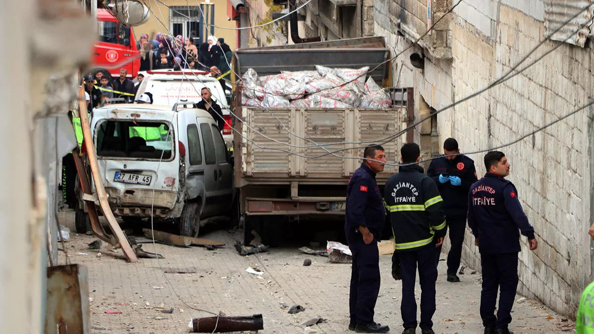 Gaziantep'te freni boşalan kamyonet çocuklara çarptı