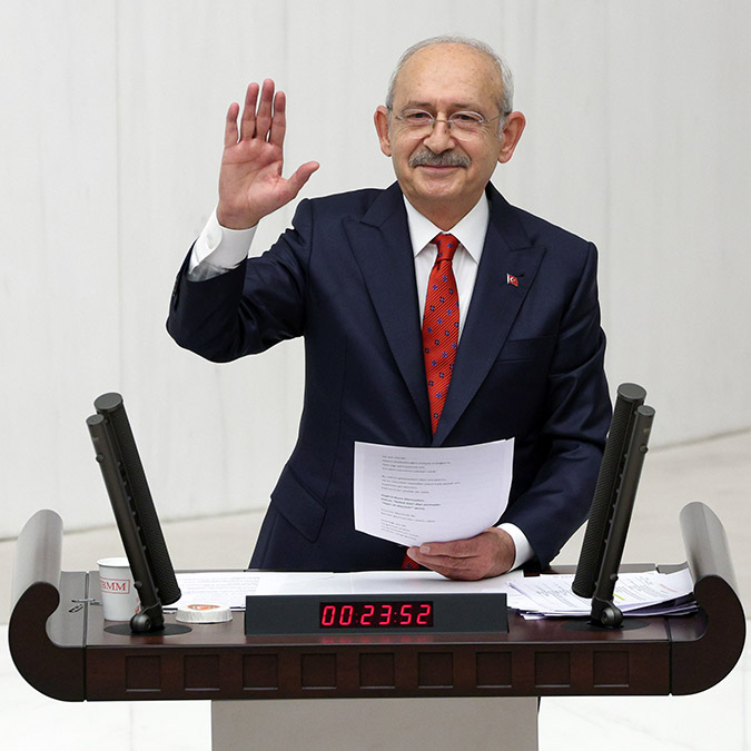TBMM Genel Kurulu'nda gerginlik; CHP Genel Başkanı Kemal Kılıçdaroğlu'nun, 2023 Yılı Bütçesi üzerine yaptığı konuşuma sırasında tartışma çıktı.